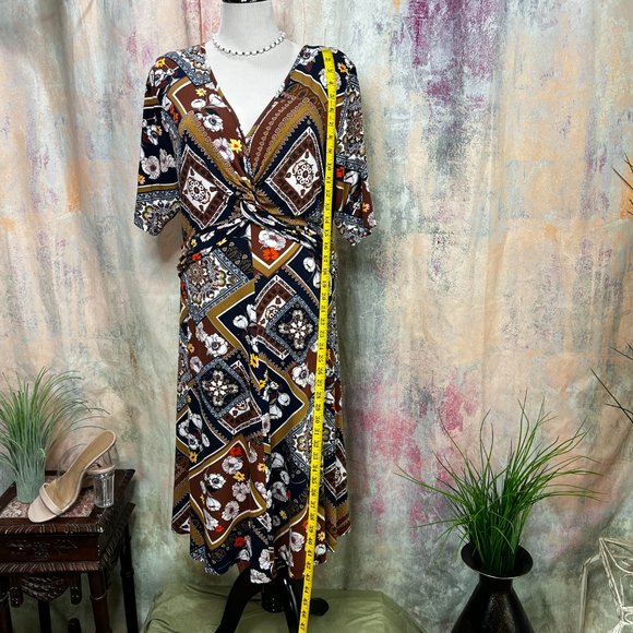 ๐Bodyflirt Retro Design Midi Soft Flowing Fabric Short Sleeves Viscose Dress - Picture 7 of 15